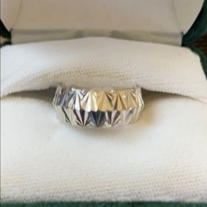 Vintage Sterling Diamond Cut Band Ring